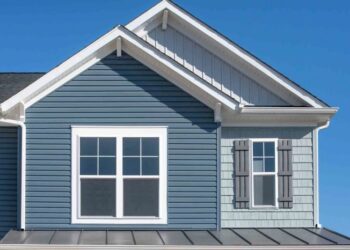 The 10 Best Vinyl Siding Installers Near Me (Free Quotes)